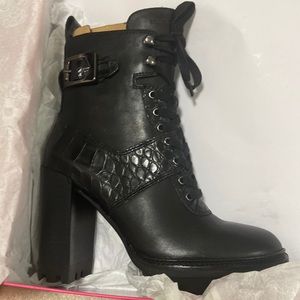 Vince Camuto Elnoah Bootie